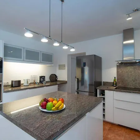 Sarita Sol By Βίλα Πλάγια Μπλάνκα