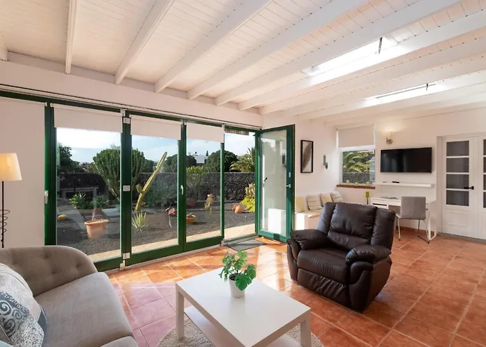 Sarita Sol By فيلة