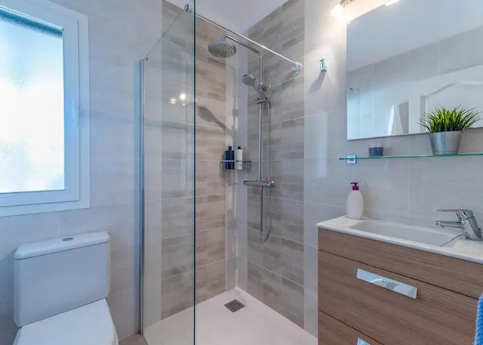 Sarita Sol By بلايا بلانكا