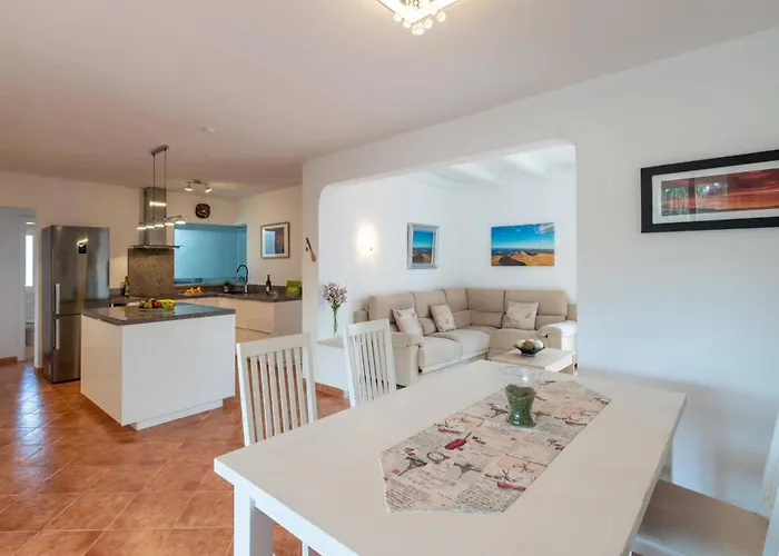 Sarita Sol By Βίλα