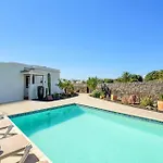 Sarita Sol By Playa Blanca (Lanzarote)